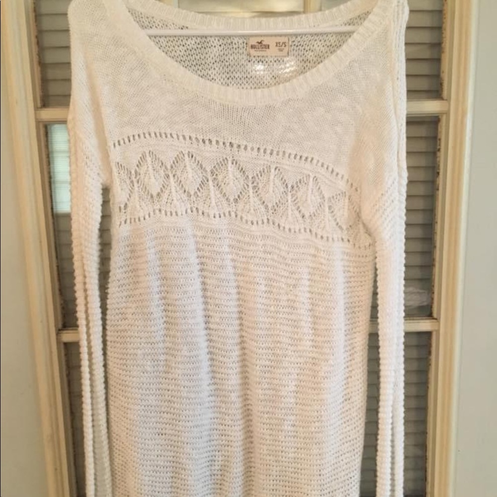 Hollister sweater